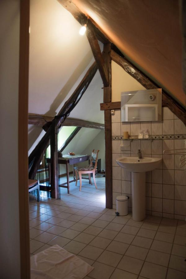 Repos En Normandie Damville Exterior photo